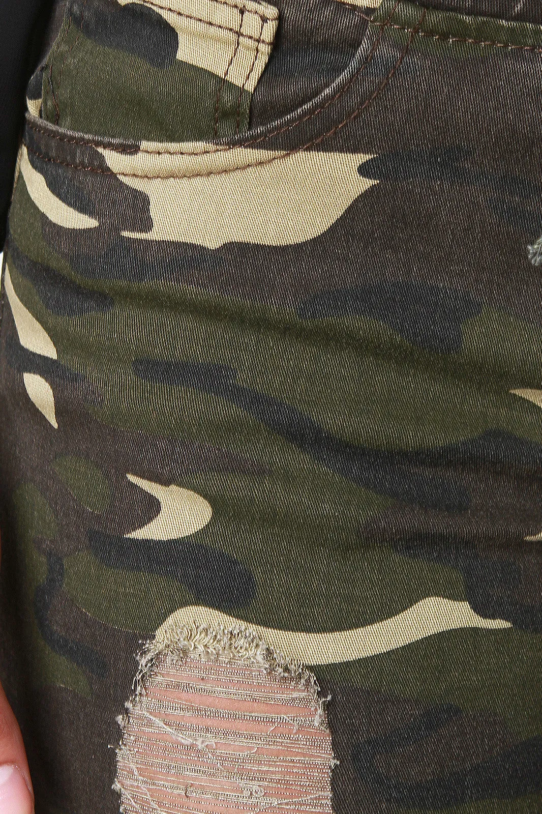 Camouflage Distress Skinny Pants