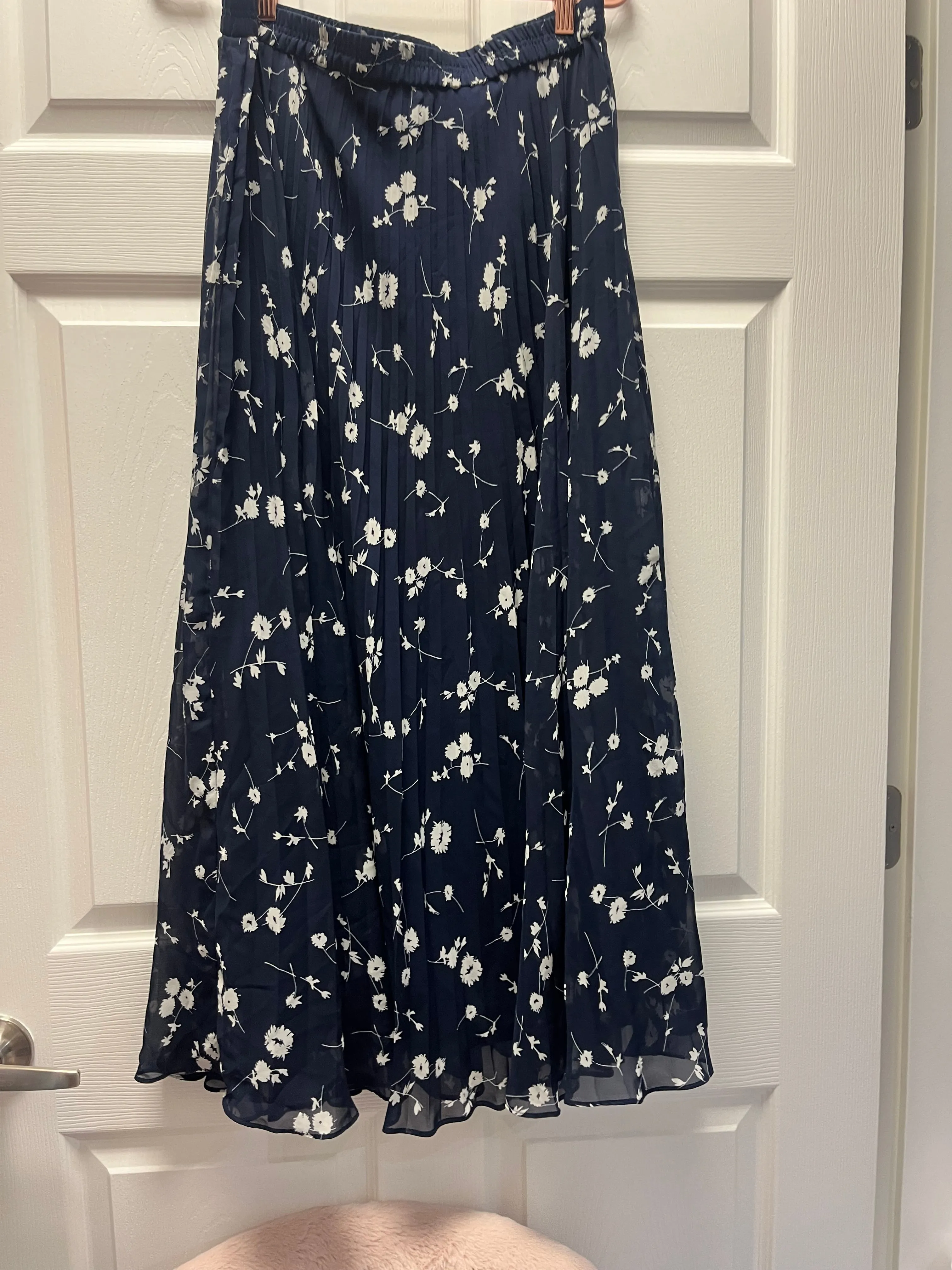 Chaps Floral Navy Maxi Skirt Sz Medium