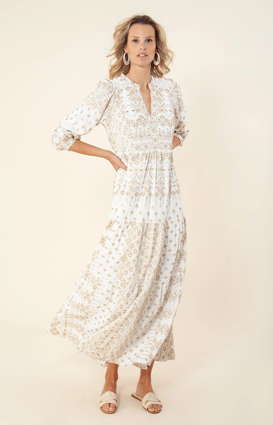 Clary Maxi Dress Embrodery - Gold