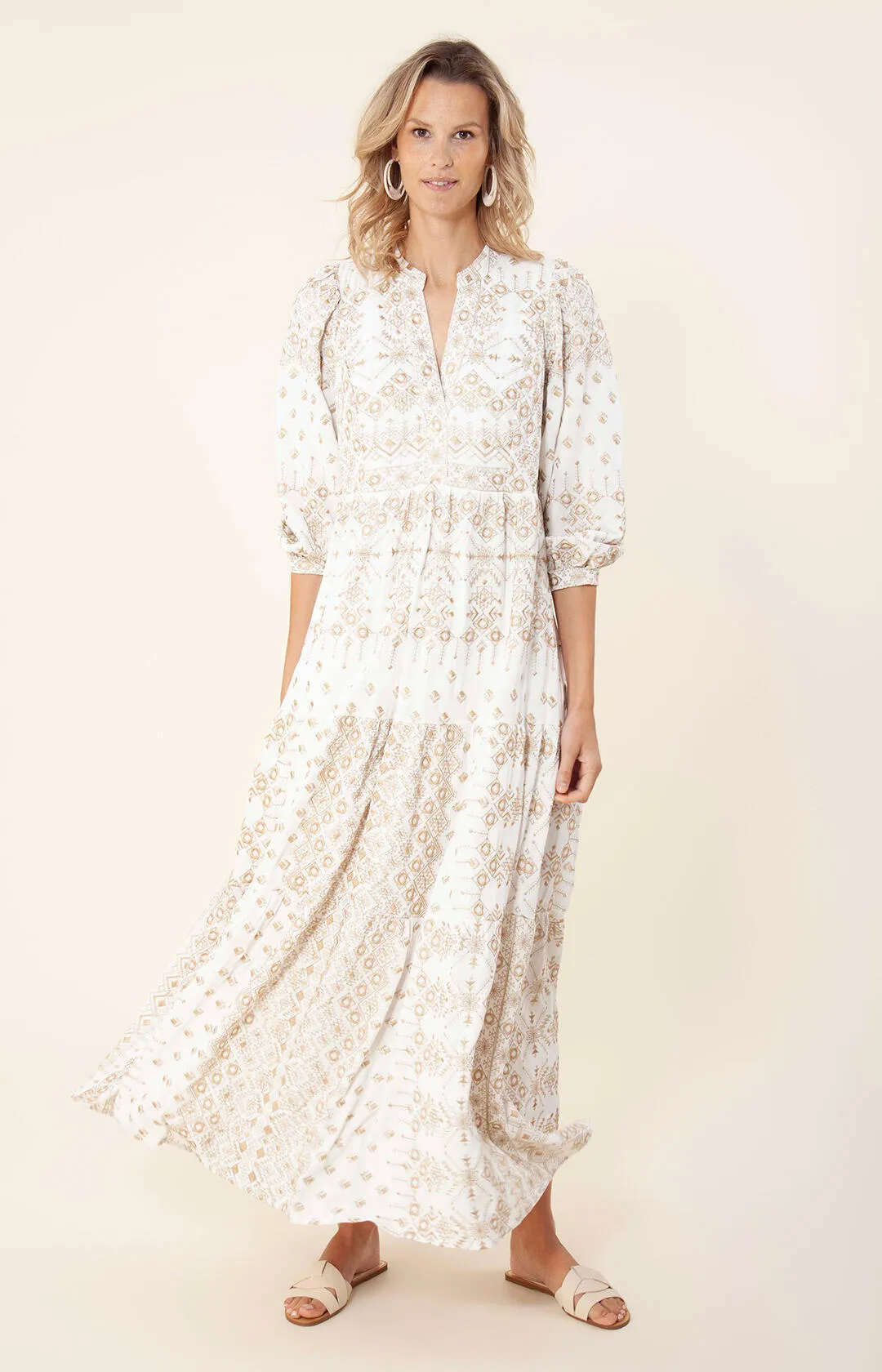 Clary Maxi Dress Embrodery - Gold