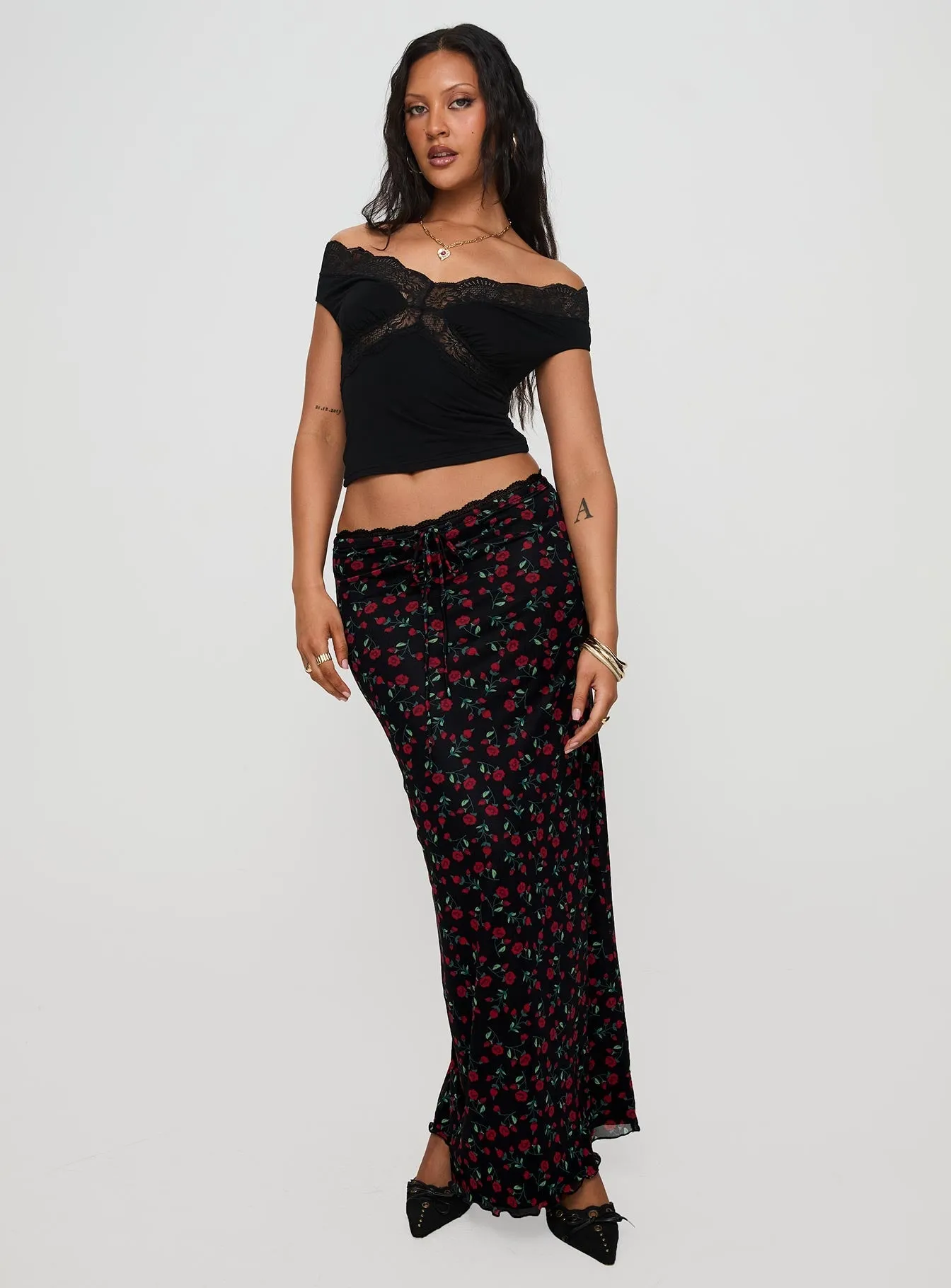 Donabella Mesh Maxi Skirt Black / Red