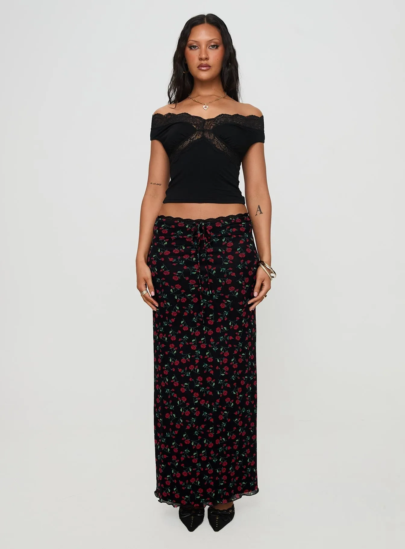 Donabella Mesh Maxi Skirt Black / Red