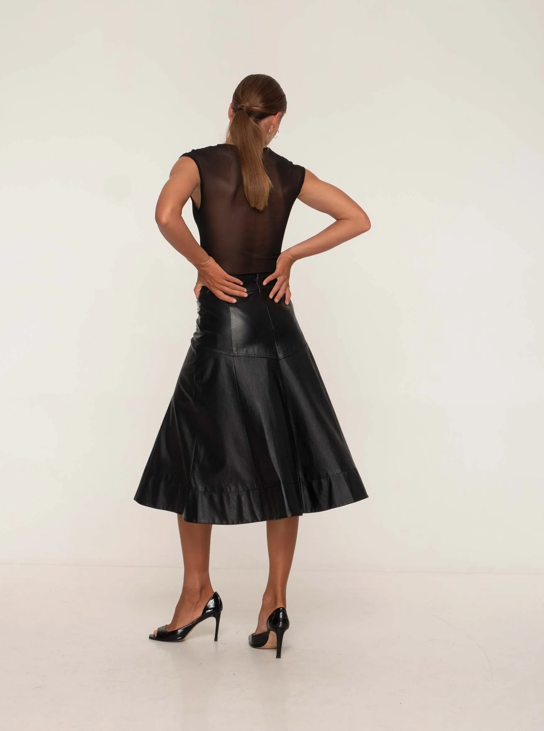 GISELLE LEATHER MIDI SKIRT - BLACK