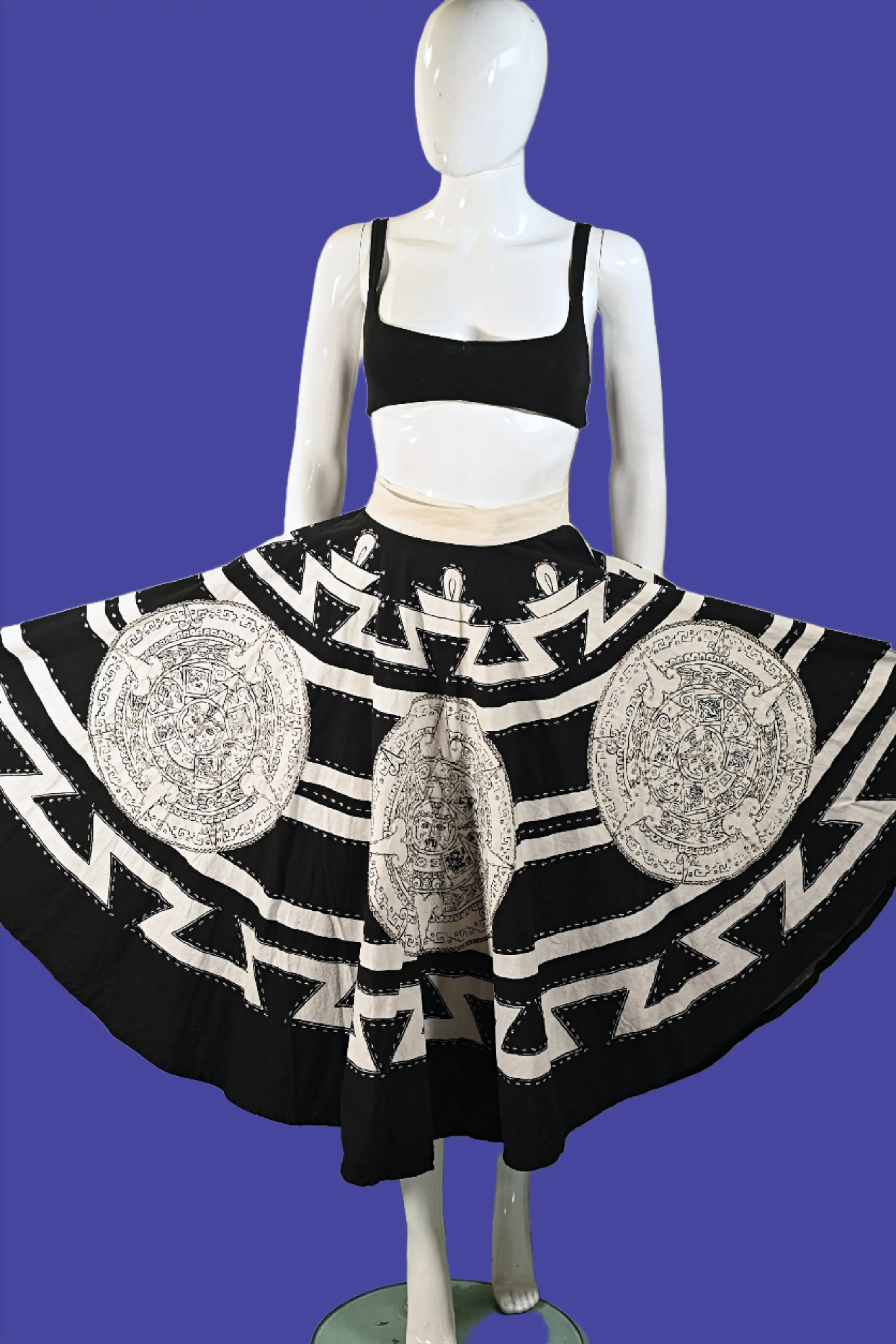 Gorgeous Vintage 50s Black/White Sequin Mexican Full Skirt, Creaciones Naitan Mexico, S