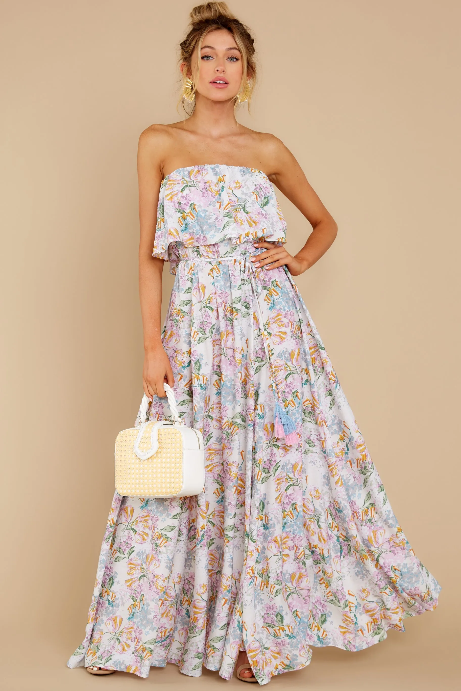 Here She Comes Off White Floral Print Maxi Dress