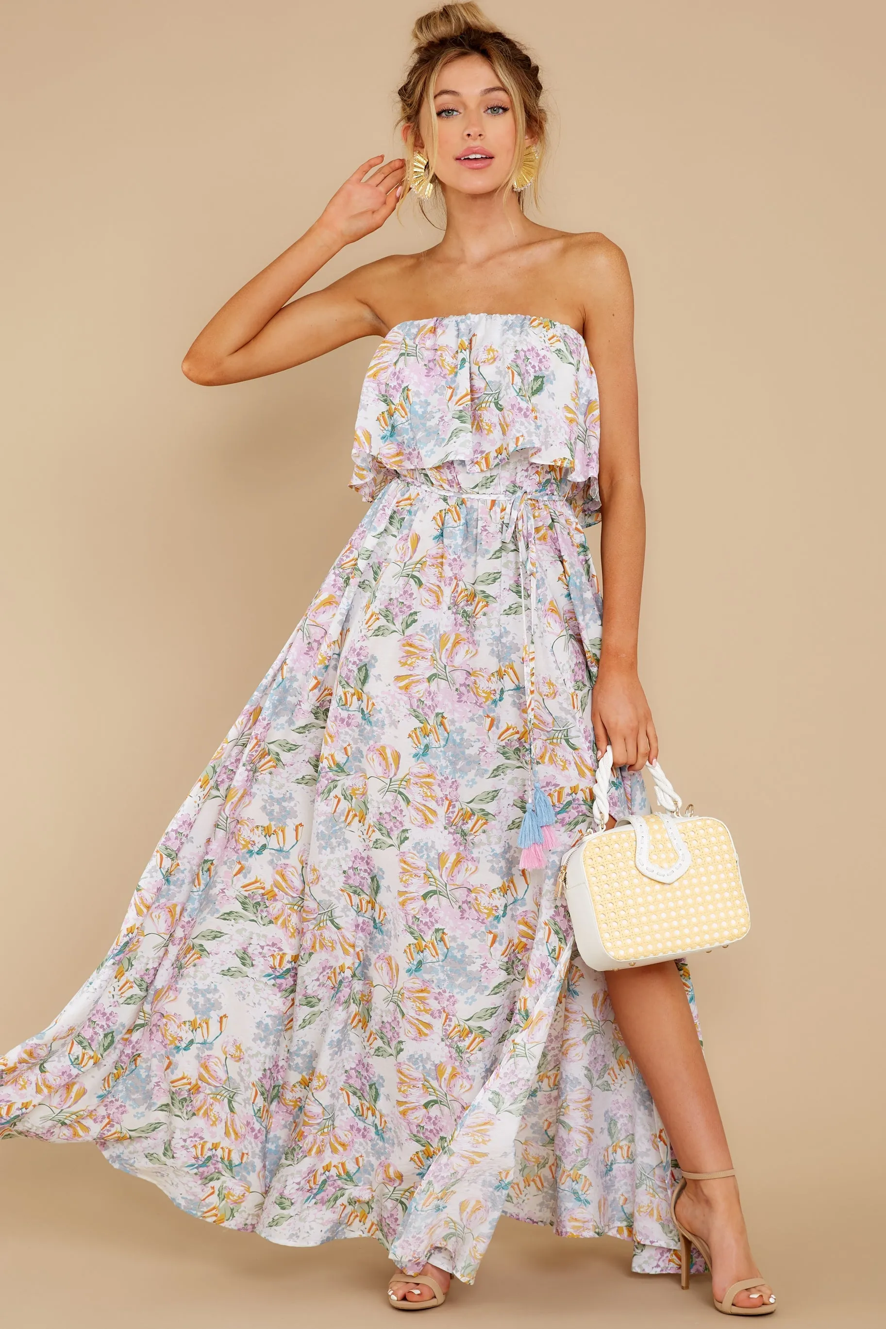 Here She Comes Off White Floral Print Maxi Dress