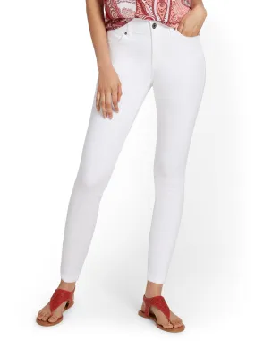 Mya Curvy High-Waisted Sculpting No Gap Super-Skinny Ankle Jeans - White