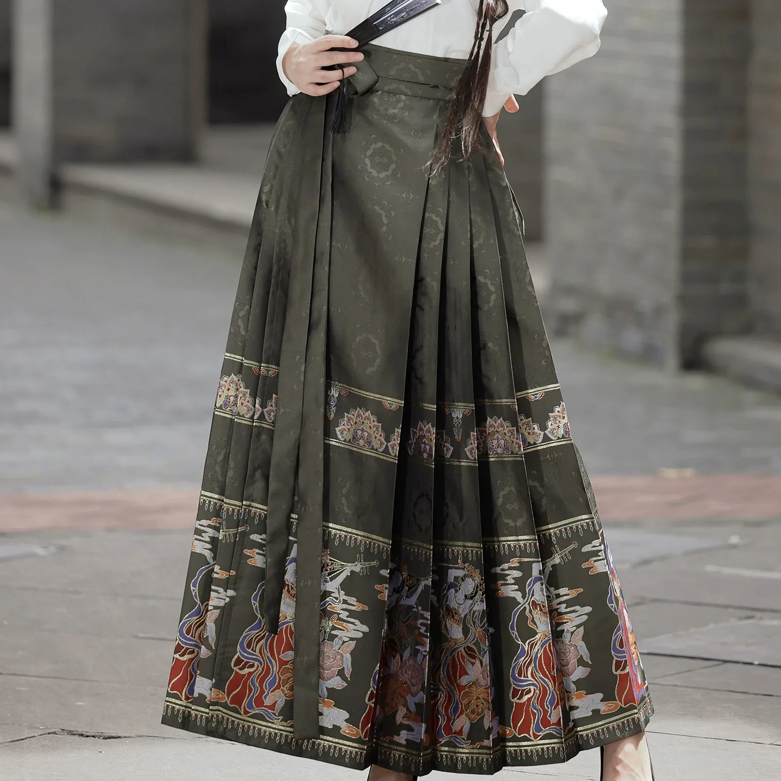 "赵昕冉" Ming-style Horse-face Hanfu Skirt