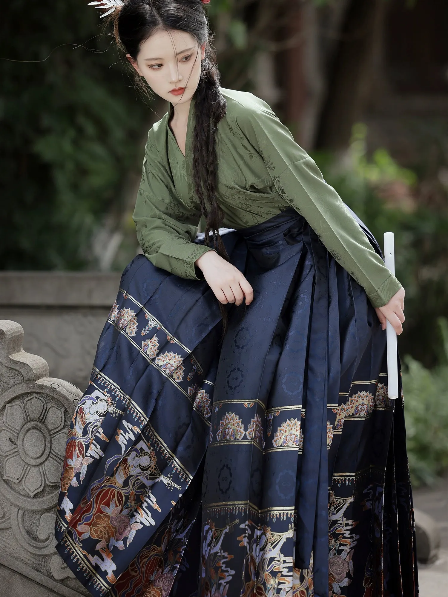 "赵昕冉" Ming-style Horse-face Hanfu Skirt