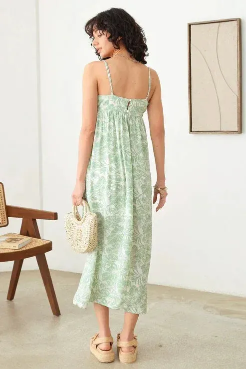 SLEEVELESS SHIRRING TROPICAL PRINT ADJUSTABLE STRAP MAXI DRESS